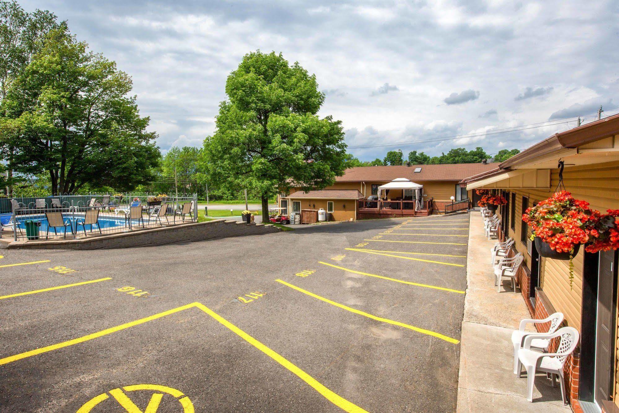 Motel Et Camping Etchemin Lévis Dış mekan fotoğraf